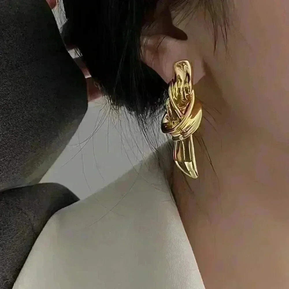 Yellow Gold Women's Knot Decor Earrings